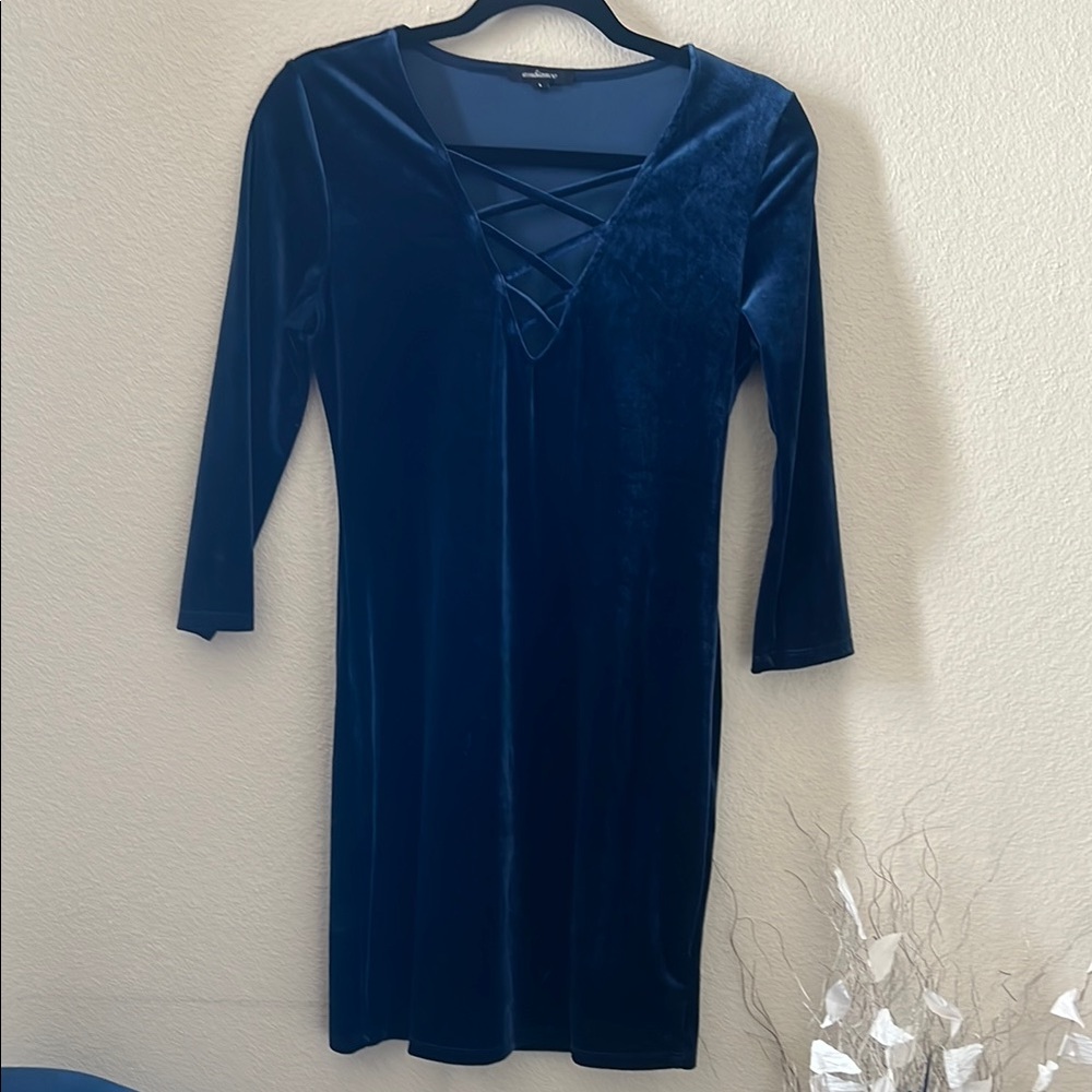 Navy Blue V-Neck Sheath Dress